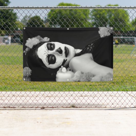 TAG DES DEAD LADY Banner (Insitu)