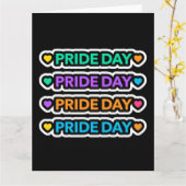 Tag des Stolzes. LGBT+Stolz. Regenbogenherz. Karte (Gelbe Blume)