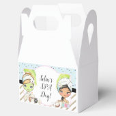 Tag des Wellness-Centers Geschenkschachtel (Geöffnet)