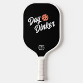 Tag Dinker Benutzerdefinierter Skripttextname auf Pickleball Schläger (Rückseite)