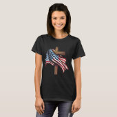 Tag Flag Cross Print T-Shirt (Vorne ganz)