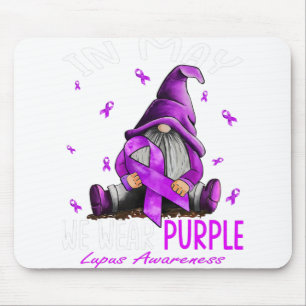 Tag im Mai tragen wir Lila Lupus Sensibilisierungs Mousepad