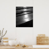 Tagesende bei Dog Beach B/W Poster (Küche)