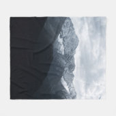 TÄGLICH SCHWARZE UND WEISSE BERGE FLEECEDECKE (Vorderseite (Horizontal))