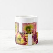 Taglilienahaufnahme Kaffeetasse (Mittel)