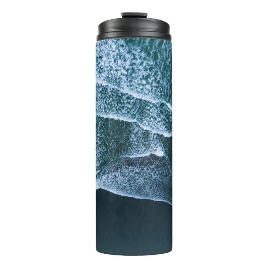 Tagsüber Meereswellen Thermosbecher (Vorderseite)