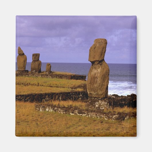 Tahai Platform Moai Statue Abstrakt Ostern Magnet (Vorne)