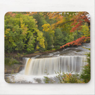 Tahquamenon Falls im Herbst Mousepad