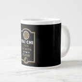 Tai Chi Praktiker Geschenk Jumbo-Tasse (Vorderseite Rechts)