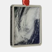 Taifun Chaba über den Ryukyu-Inseln, Japan Silbernes Ornament (Rechts)