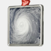 Taifun Choi-wan südlich von Japan, Pazifischer Oze Silbernes Ornament (Links)