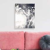 Taifun Fengshen über den Philippinen Leinwanddruck (Insitu (Wohnzimmer))