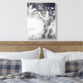 Taifun Fengshen über den Philippinen Leinwanddruck (Insitu (Schlafzimmer))