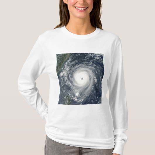 Taifun Longwang nähert sich Taiwan T-Shirt (Vorderseite)