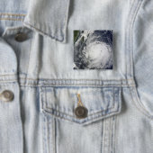 Taifun Lupit vor den Philippinen Button (Beispiel)