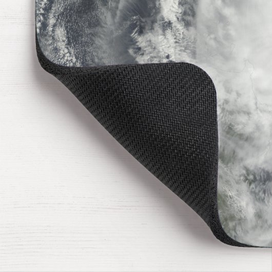 Taifun Lupit vor den Philippinen Mousepad (Ecke)