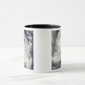 Taifun Nakri vor Japan Tasse (Zentrum)