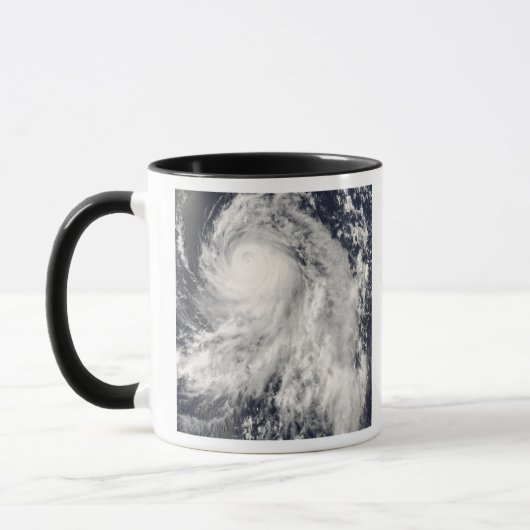 Taifun Nakri vor Japan Tasse (Links)