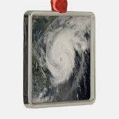 Taifun Neoguri nähert sich China 2 Ornament Aus Metall (Rechts)