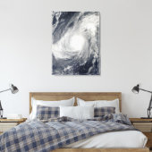 Taifun Nida südwestlich von Iwo Jima Leinwanddruck (Insitu (Schlafzimmer))