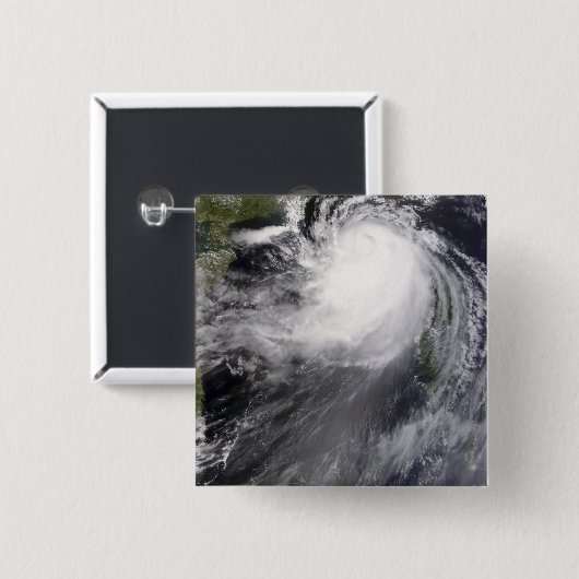 Taifun Nuri nähert sich der China Button (Vorne & Hinten)