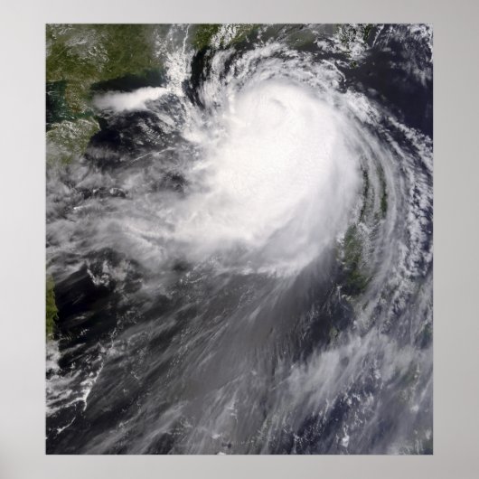 Taifun Nuri nähert sich der China Poster (Vorne)