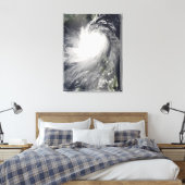 Taifun Nuri über den Philippinen Leinwanddruck (Insitu (Schlafzimmer))