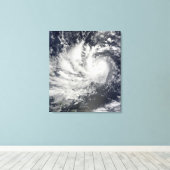 Taifun Parma Richtung Westen Leinwanddruck (Insitu (Holzboden))