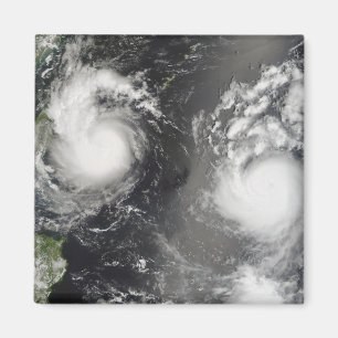 Taifun Saomai und tropischer Sturm Bopha Magnet