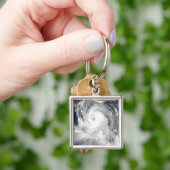 Taifun Tingting über der Insel Nord-Mariana Schlüsselanhänger (Hand)