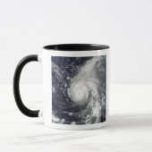 Taifun Vamco im Pazifik Tasse (Links)