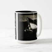 Tailfins - Chevy Tasse 1957 (VorderseiteRechts)