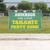 Tailgate Party mit Namen und Fußballplatz Banner (Insitu)