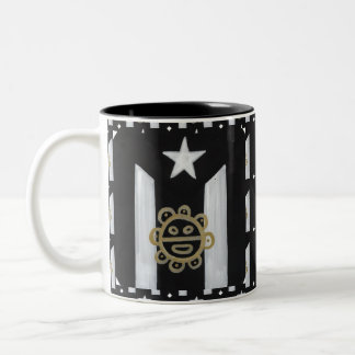 Taino Sol über Schwarz Weiß Zweifarbige Tasse