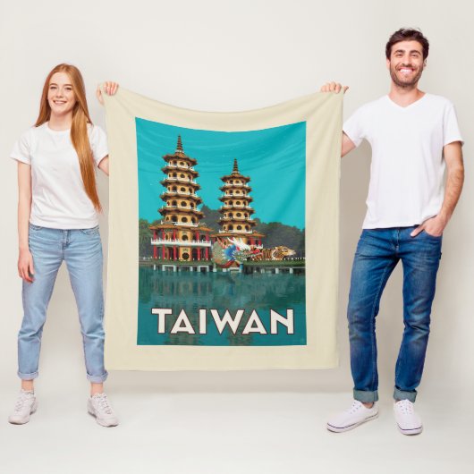 Taiwan | Dragon und Tiger Pagodas Fleecedecke (Beispiel)