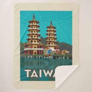 Taiwan   Dragon und Tiger Pagodas Sherpadecke