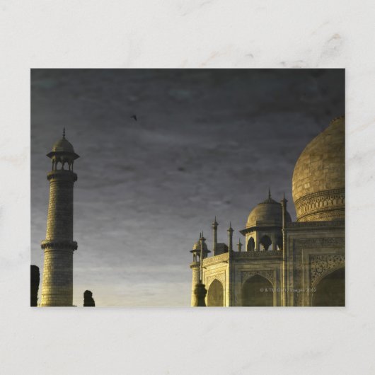 Taj Mahal Reflexion über Wasser im Morgengrauen mi Postkarte (Vorderseite)
