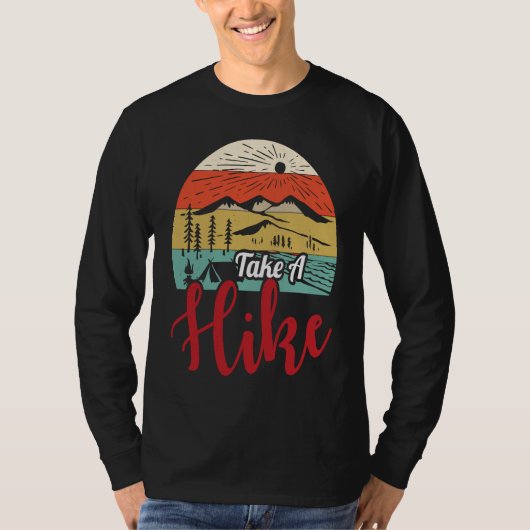 Take A Hike Retro Hiker Outdoor Mountain Nature H T-Shirt (Vorderseite)