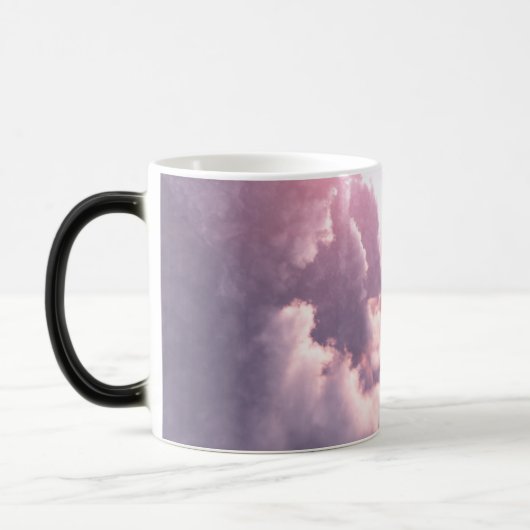 Tal in der Tasse Wolken (Links)