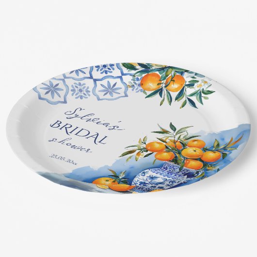 Talavera blue chinoiserie citrus Brautparty Pappteller (Schrägansicht)