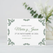 Talavera Green Floral Minimalist Spanish Wedding Save The Date (Stehend Vorderseite)