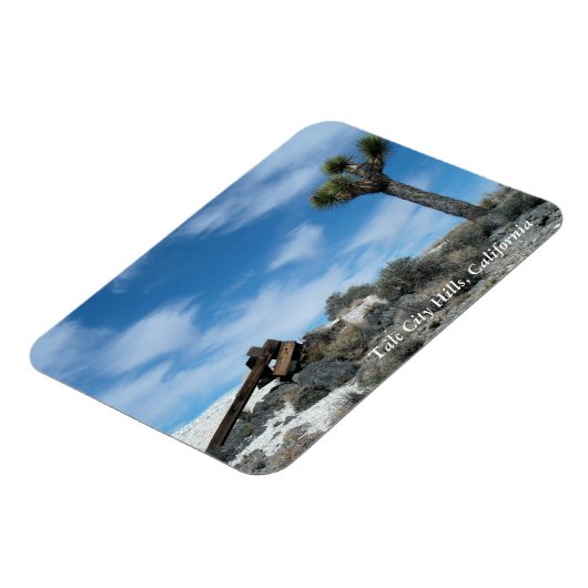 Talc Mine Ruins mit Joshua Tree Magnet (Linke Seite)