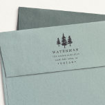 Tall Pines Rücksendeadresse Permastempel<br><div class="desc">Die Rücksendeadresse Gummi Briefmarke ist ein Trio aus Kiefernwäldern,  die perfekte Rücksendeadresse für den Wald-,  Berg- oder Waldbesitzer oder als bezaubernde Touch für Ihre Ferienkarte.</div>