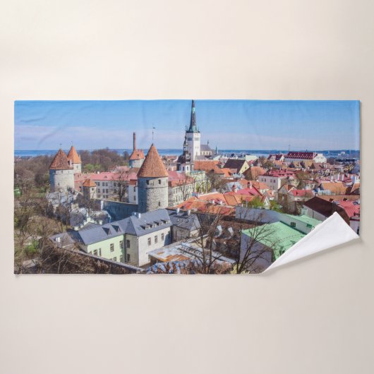 Tallinn Innenstadtblick Badehandtuch (Badehandtuch)