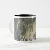 Tamino übte durch eine riesige Schlange aus Zweifarbige Tasse (Vorderseite Links)