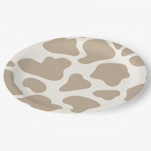 Tan and Cream Cow Print 1st Birthday Pappteller (Schrägansicht)