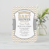 Tan Beige Gray Zickzack Baby Shower Einladung (Stehend Vorderseite)