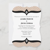 Tan Beige White Herringbone Wedding Einladung (Vorderseite)