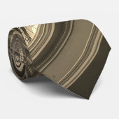 Tan Circular Pattern Krawatte (Gerollt)