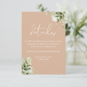 Tan Greenery Floral Wedding Details Begleitkarte (Stehend Vorderseite)